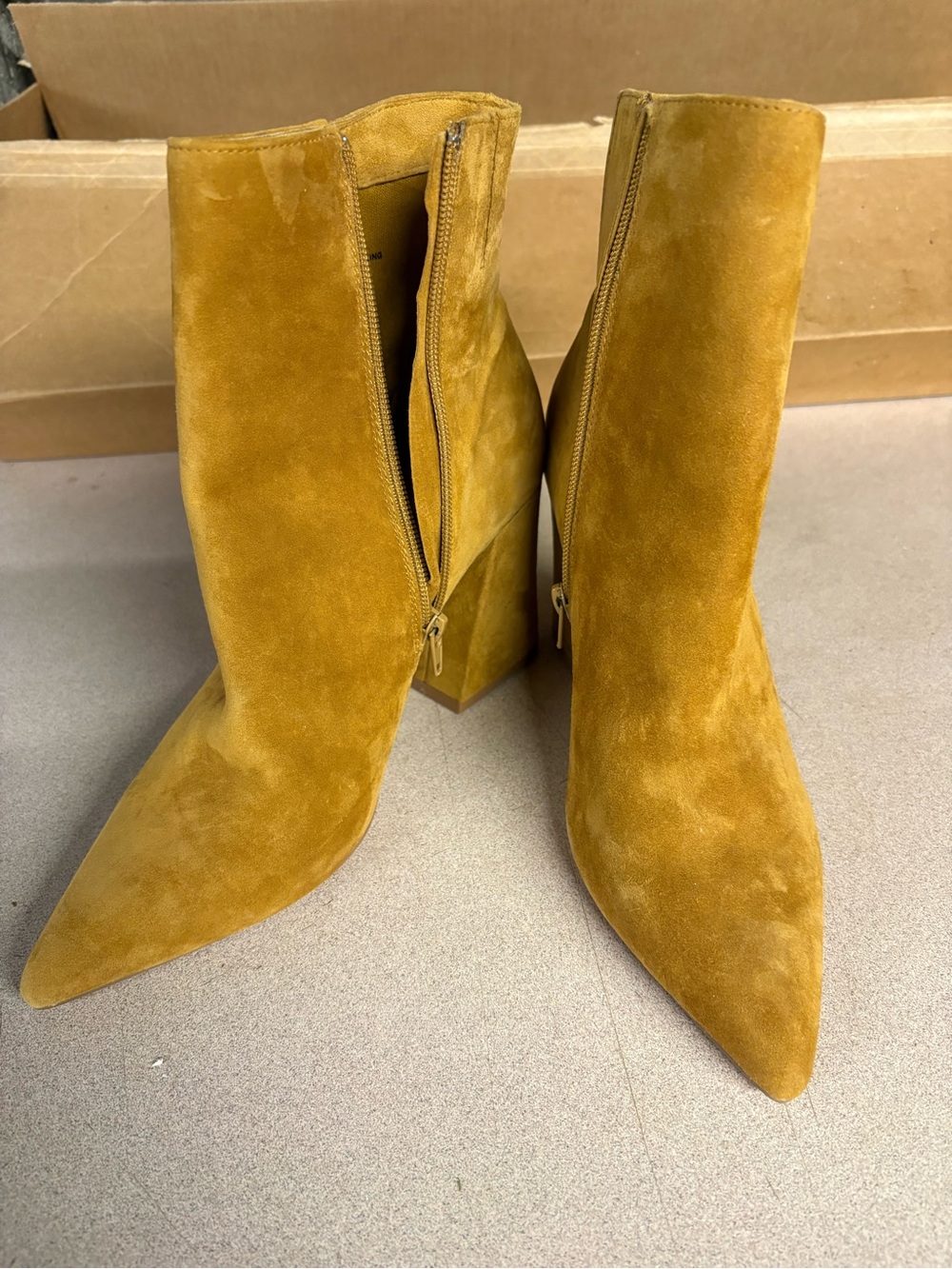 NEW Steve Madden Matilda Heeled Booties Women’s Size 9